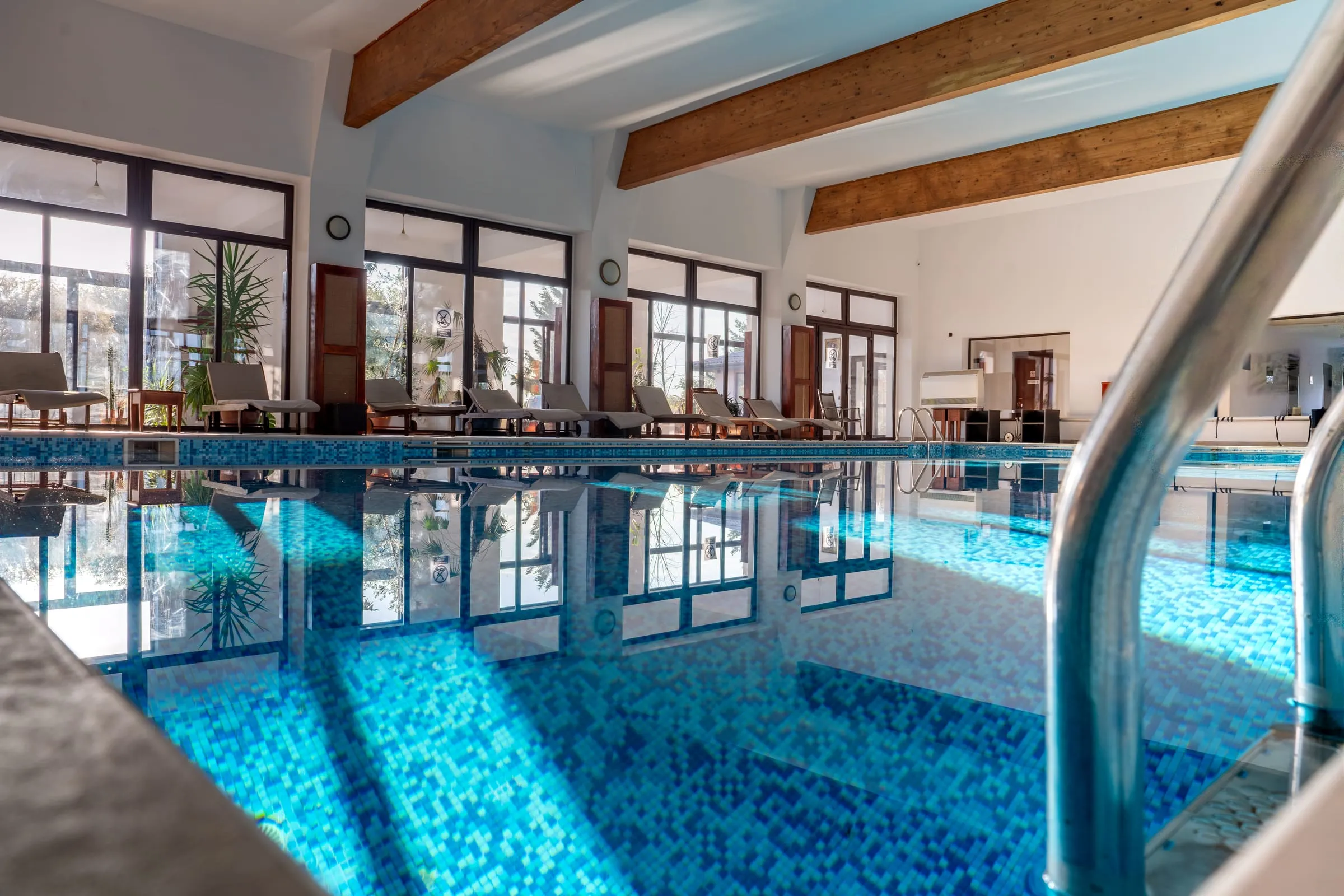 Piscină și relaxare